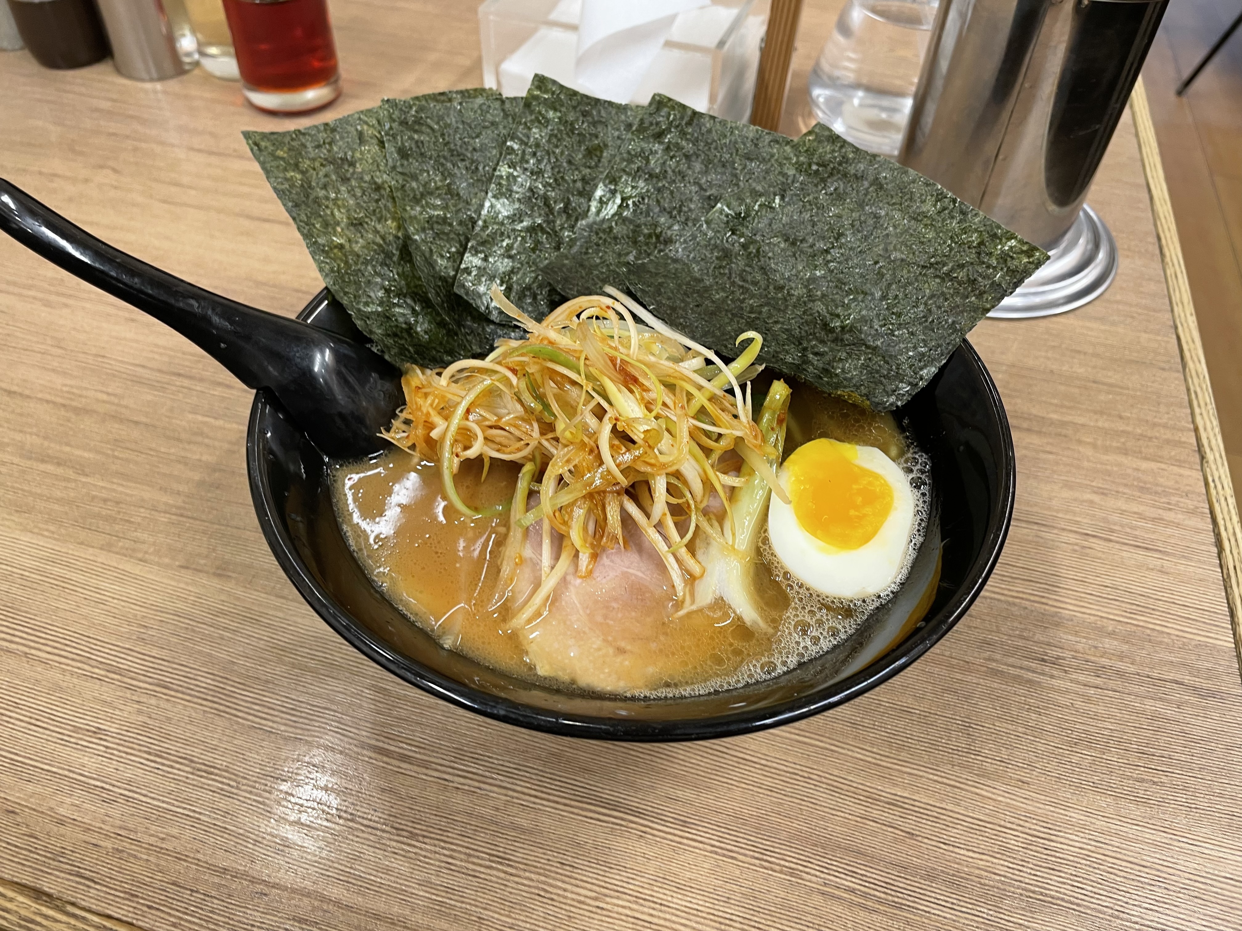 家系ラーメン店のキッチン・ホールスタッフ 0